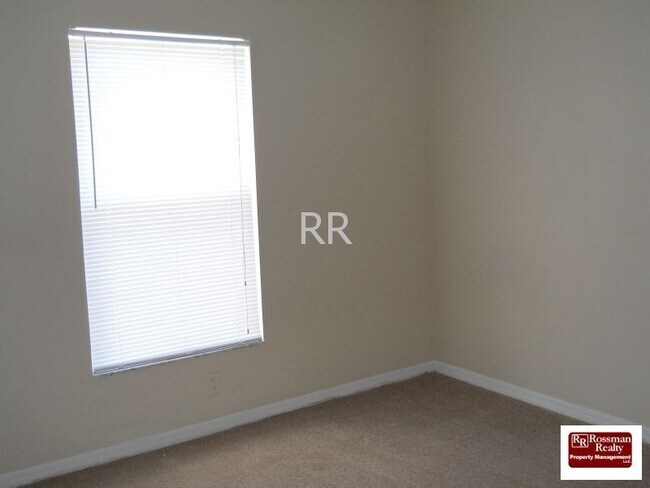 Photo - 2016 NE 7th Pl