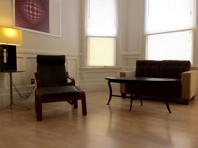 Photo - 850 6th Ave Unidad A