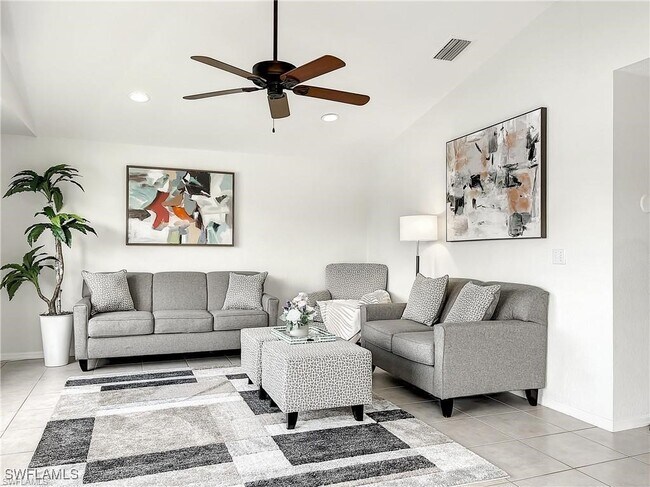 Photo - 501 SW 28th Terrace