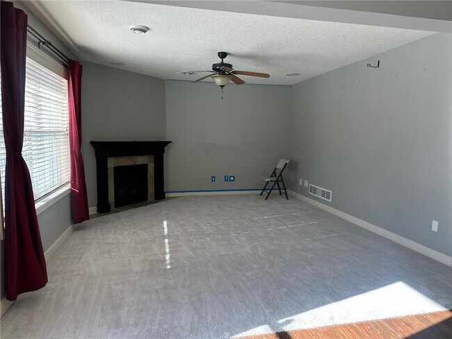 Photo - 3288 Red Oak Trail