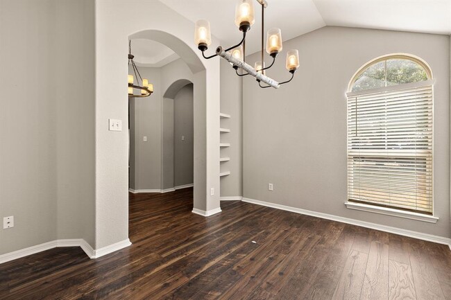 1003 Herrera Ct
