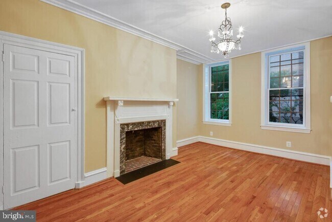 Building Photo - 535 Spruce St Unit B Rental