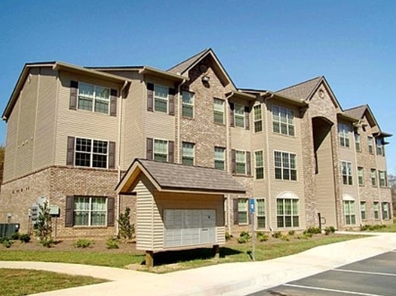 Mineral Springs Apartments - Mineral Springs Apartments