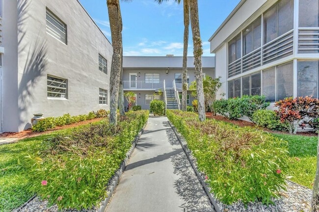 Photo - 152 Burgandy Way Unidad 1520