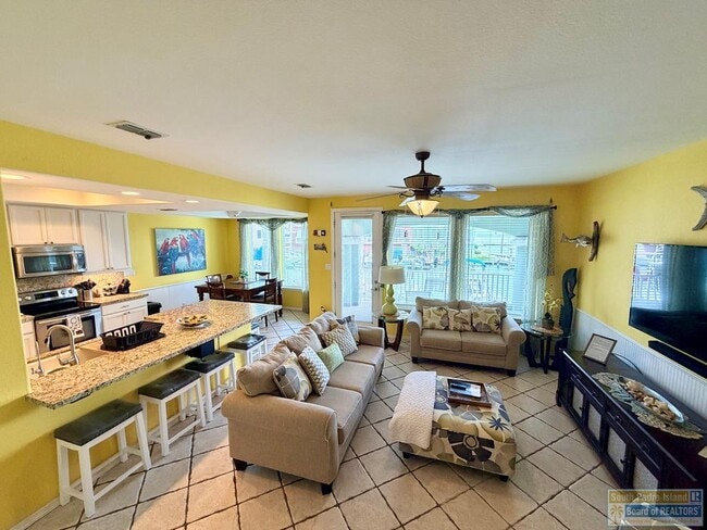 Photo - 17 Harbor Point