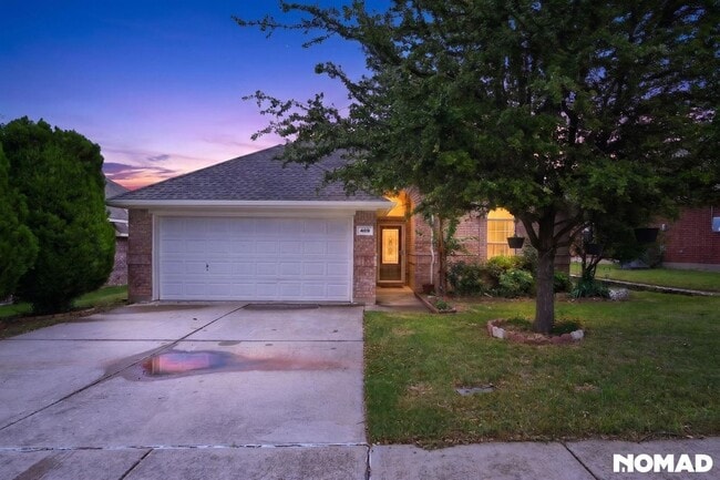 Photo - 409 Lois Ln
