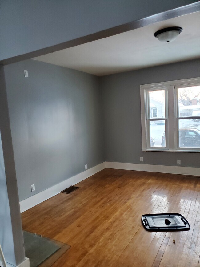 Photo - 1129 9th St N