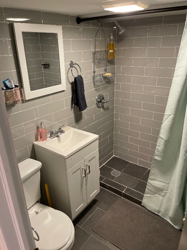 284 Montauk Ave. Apartment For Rent in Brooklyn, NY