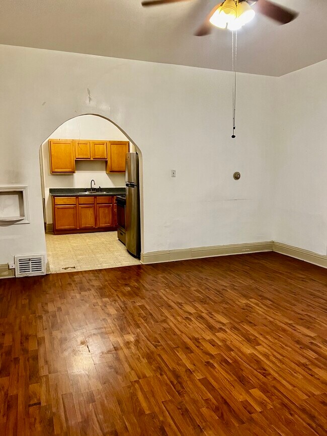 Photo - 3642 S Wallace St Unidad 1FRONT