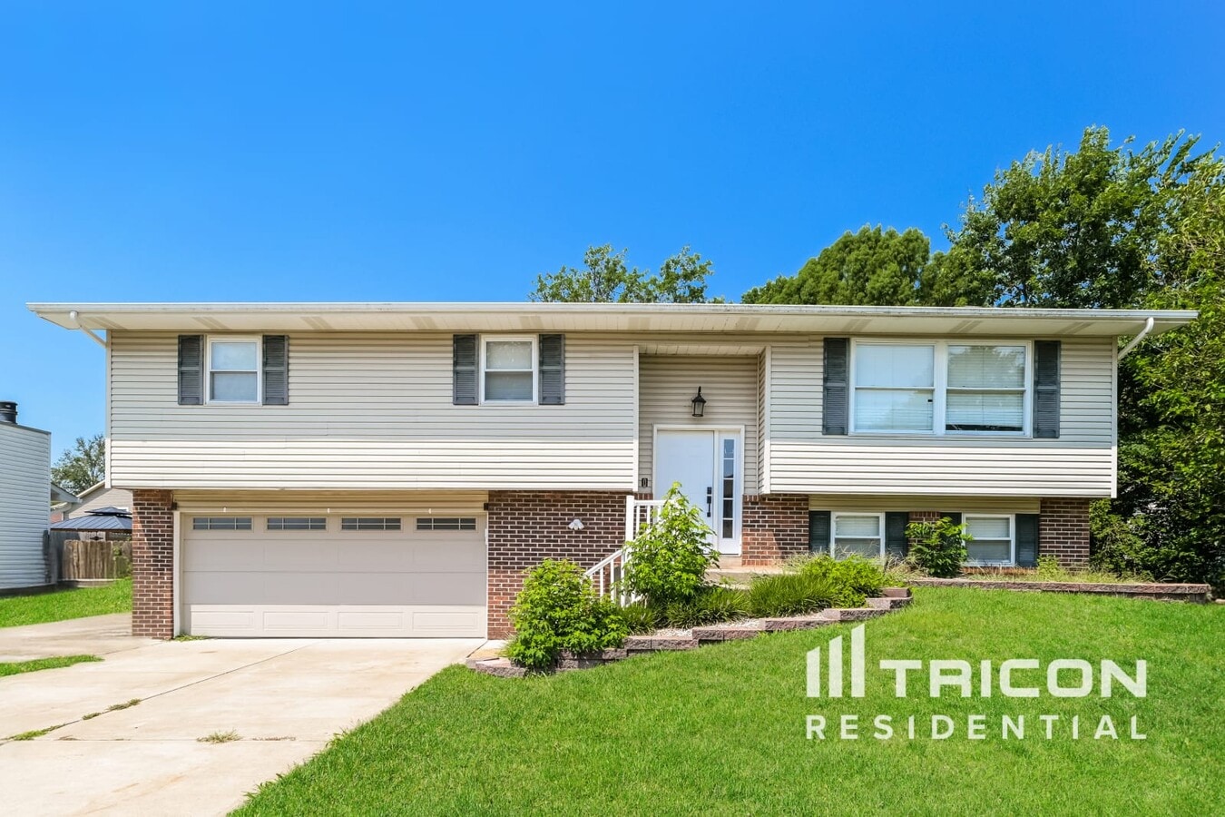 Photo - 3 Lake Superior Dr