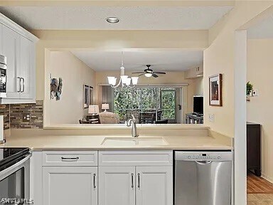 1096 Woodshire Ln Unit C106