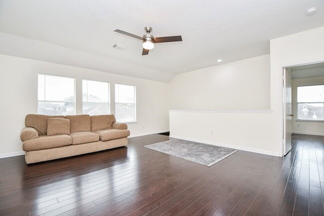 Photo - 9641 Weldridge Dr