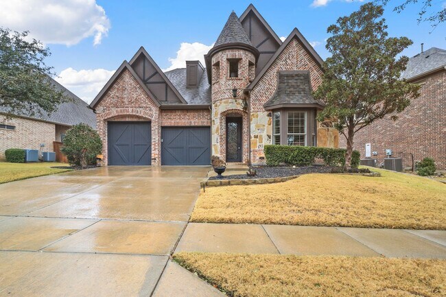 Building Photo - Luxurious Lantana Oasis Rental