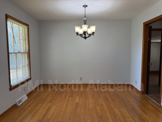 Photo - 2801 Brett Rd NW