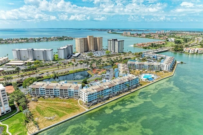 Building Photo - 5153 Isla Key Blvd S Unit 408