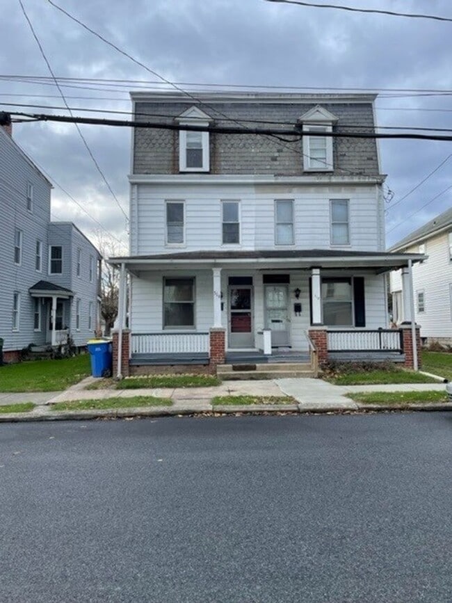 Building Photo - 316 Geary Ave Unit 2