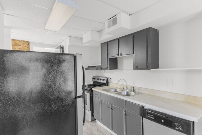 Ramsay Apartments