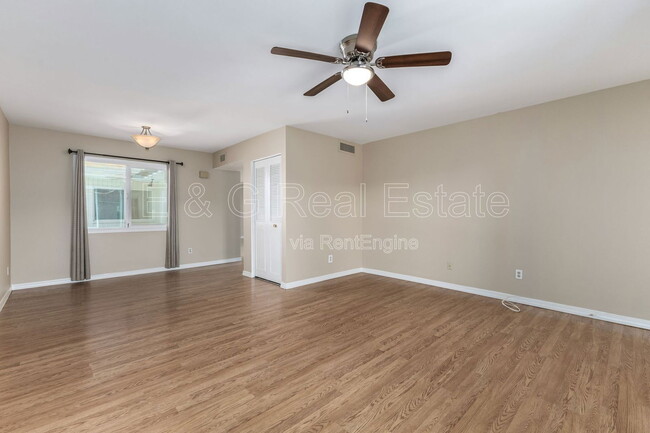 Photo - 5174 N 83rd St