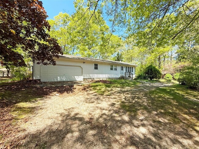 Photo - 25 Brookhaven Ave House