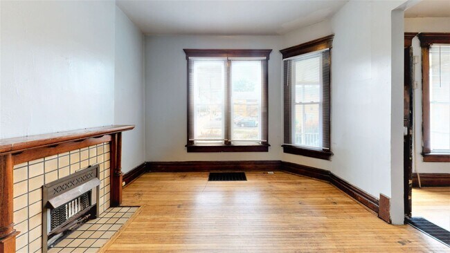 252 W. 8th Avenue - 252 W. 8th Avenue Unit 252