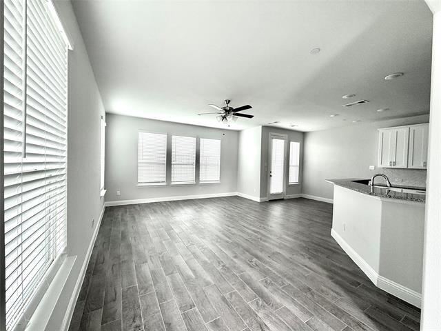 Photo - 1061 Keswick Dr