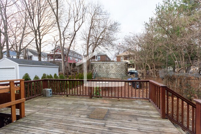 Photo - 148 Thorndike St