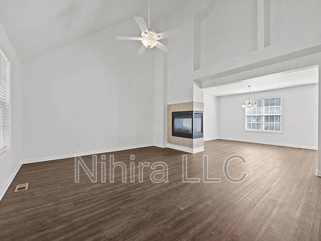 Photo - 148 Danesway Dr