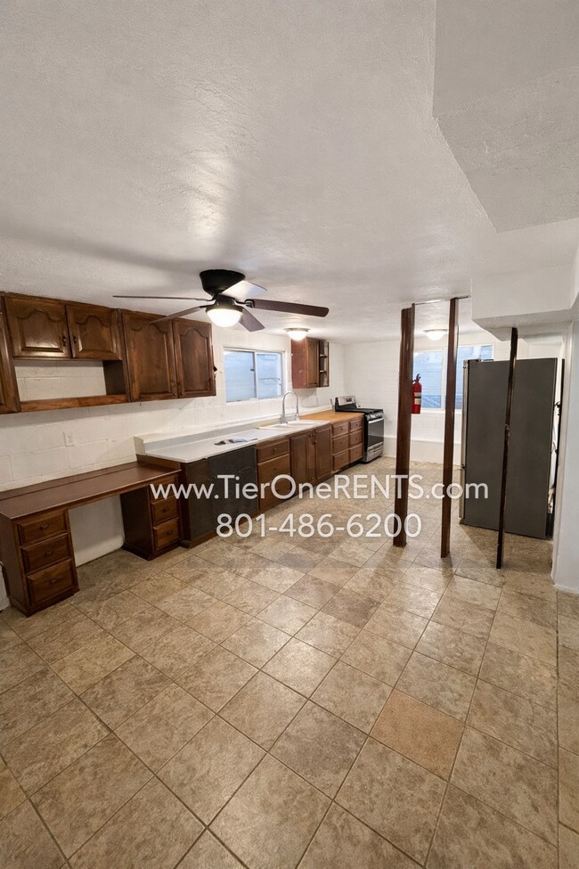 Photo - NO DEPOSIT option available for qualified renters with Obligo. Unidad B