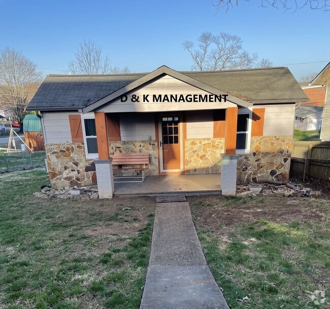 Building Photo - 3 Bedroom 2 bath home in Lenoir City