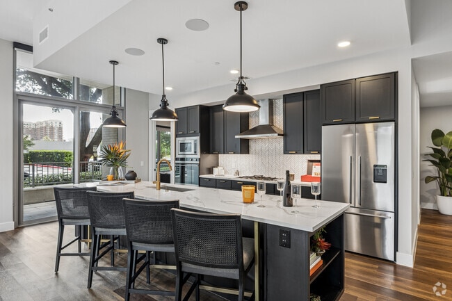 B3 2BR, 2.5BA - 1,628SF - Kitchen