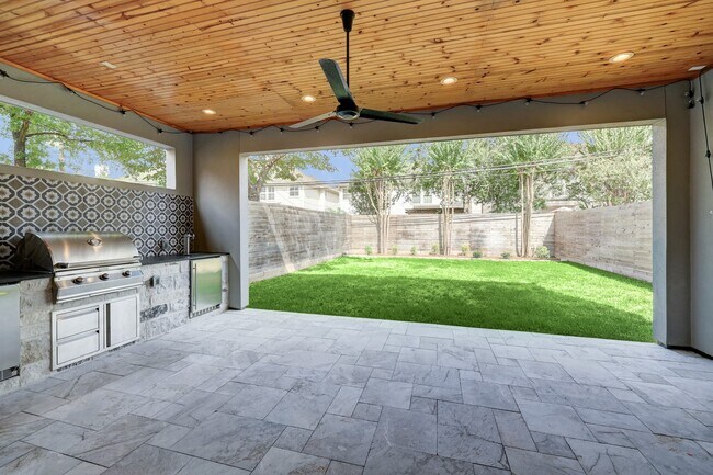 Photo - 1322 Caywood Ln