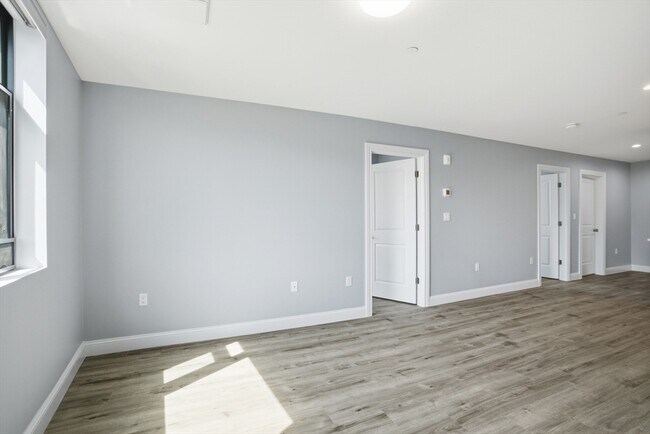 Photo - 632 Centre St Unit 301