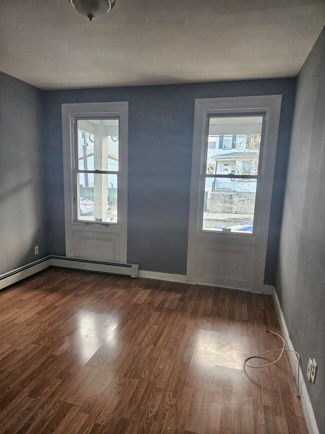 Building Photo - 907 Anna St Unit 1