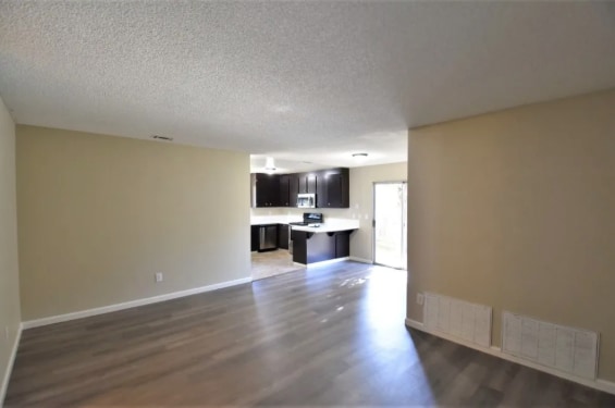 Photo - 922 Cypress St