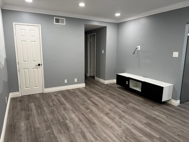 Photo - 2712 Via Paseo