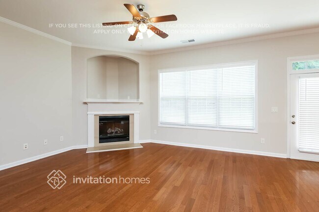 Photo - 195 Green Bridge Ct SE