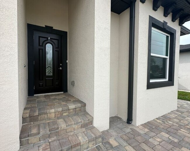 Photo - 55 Boundary Blvd