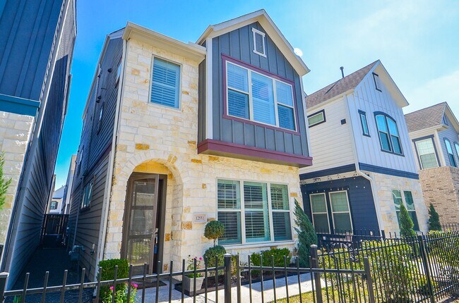 Photo - 12551 Malachite Wy
