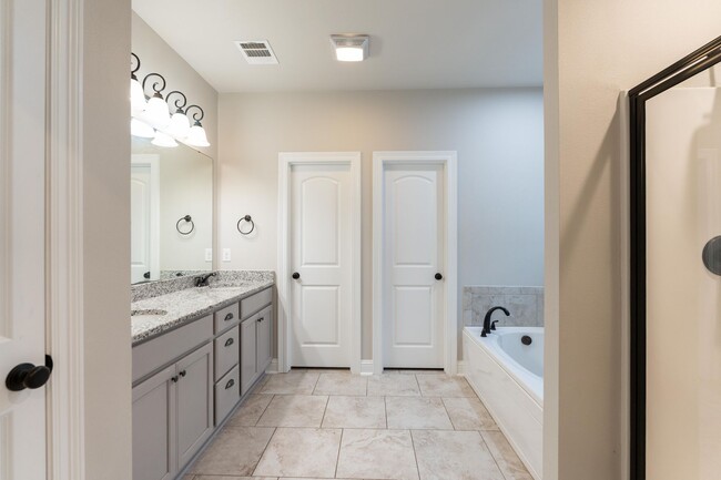 Photo - Beautiful 3 bed/2 bath home in Willow Heights