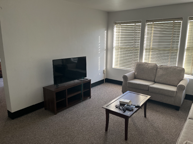 Photo - 19 State St Apartment Unit 208