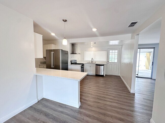 Photo - 812 Bracken Ave