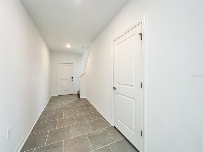 Photo - 676 Grove St