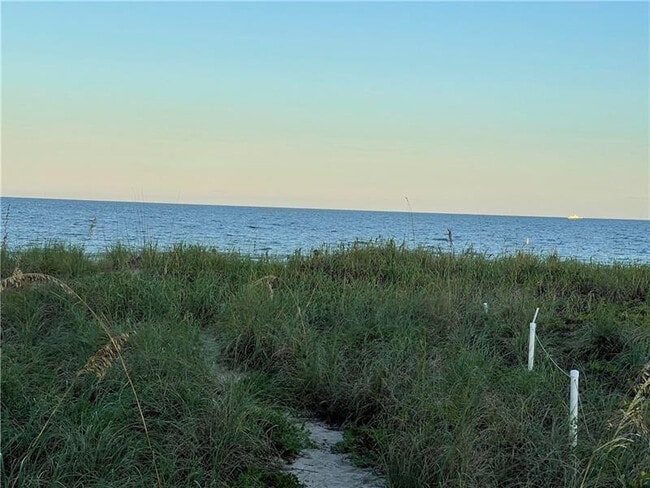 Photo - 4564 El Mar Dr Unidad 5