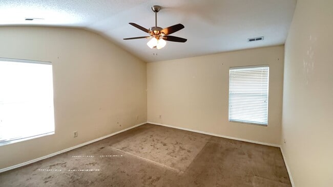 Photo - 3 bedroom/2 bath home in Bellegrove