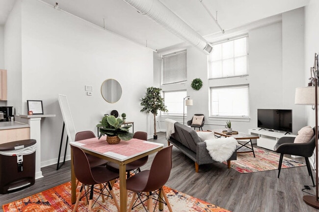 Photo - 50 N Illinois St Unit ID1014273P