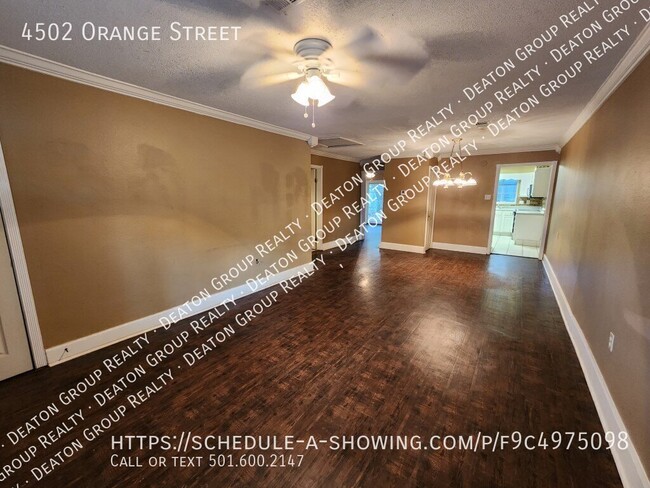 4502 Orange St