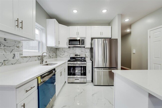 Photo - 49 Wade St Unit 1