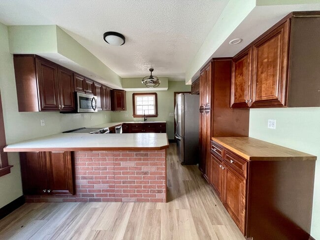 Photo - PERFECT 2 Story, 2 Bedroom Home!