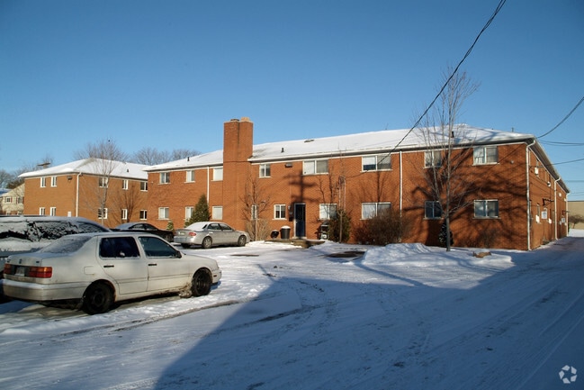 Urbana en Maple - 629 Maple Rd