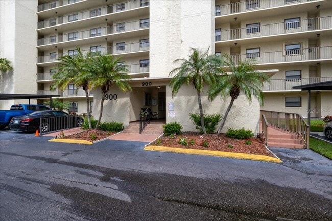 Photo - 900 Cove Cay Dr Townhome
